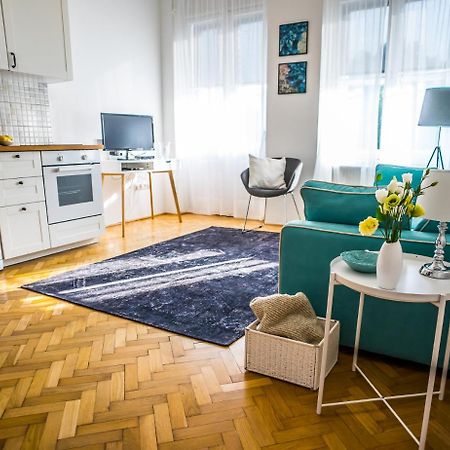 Ybl Apartment City Center Székesfehérvár Eksteriør billede