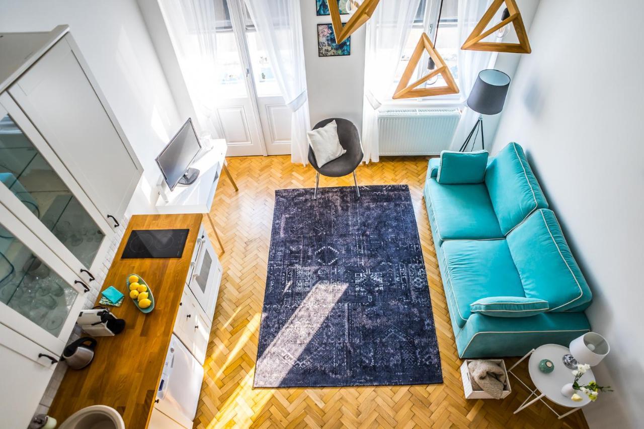 Ybl Apartment City Center Székesfehérvár Eksteriør billede