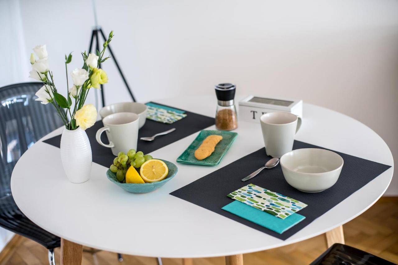 Ybl Apartment City Center Székesfehérvár Eksteriør billede